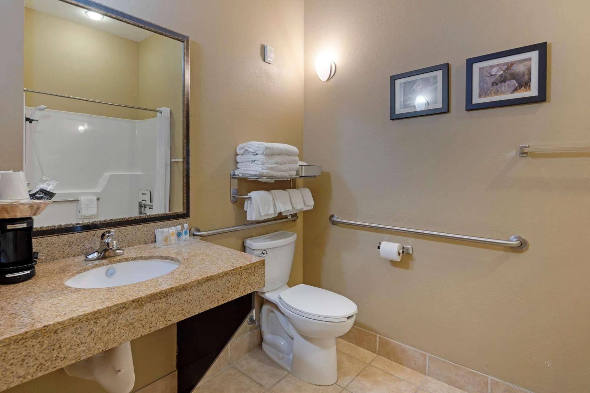 Comfort Suites Anchorage International Airport Exterior foto